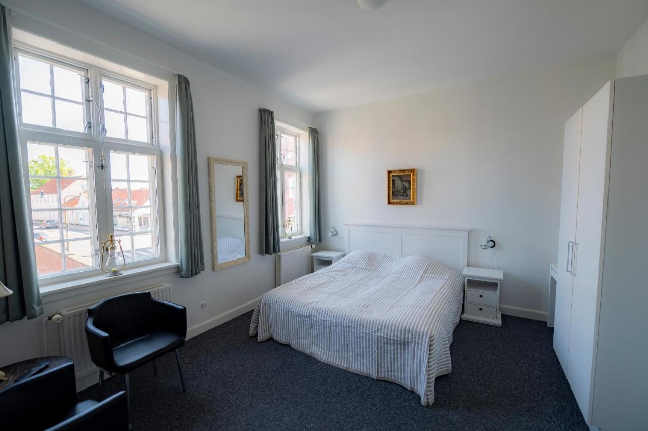 Det Gamle Posthus Hotel Rønne Kültér fotó
