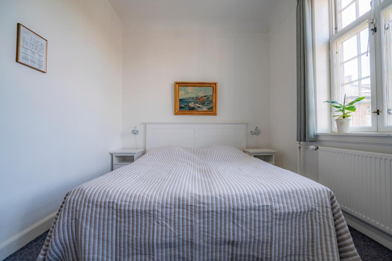 Det Gamle Posthus Hotel Rønne Kültér fotó