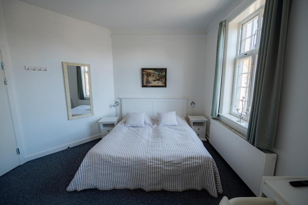 Det Gamle Posthus Hotel Rønne Kültér fotó